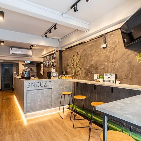 Snoozzze Hostel ใกล้รถไฟฟ้า ย่านบางรัก (Adults Only) Banguecoque Exterior foto