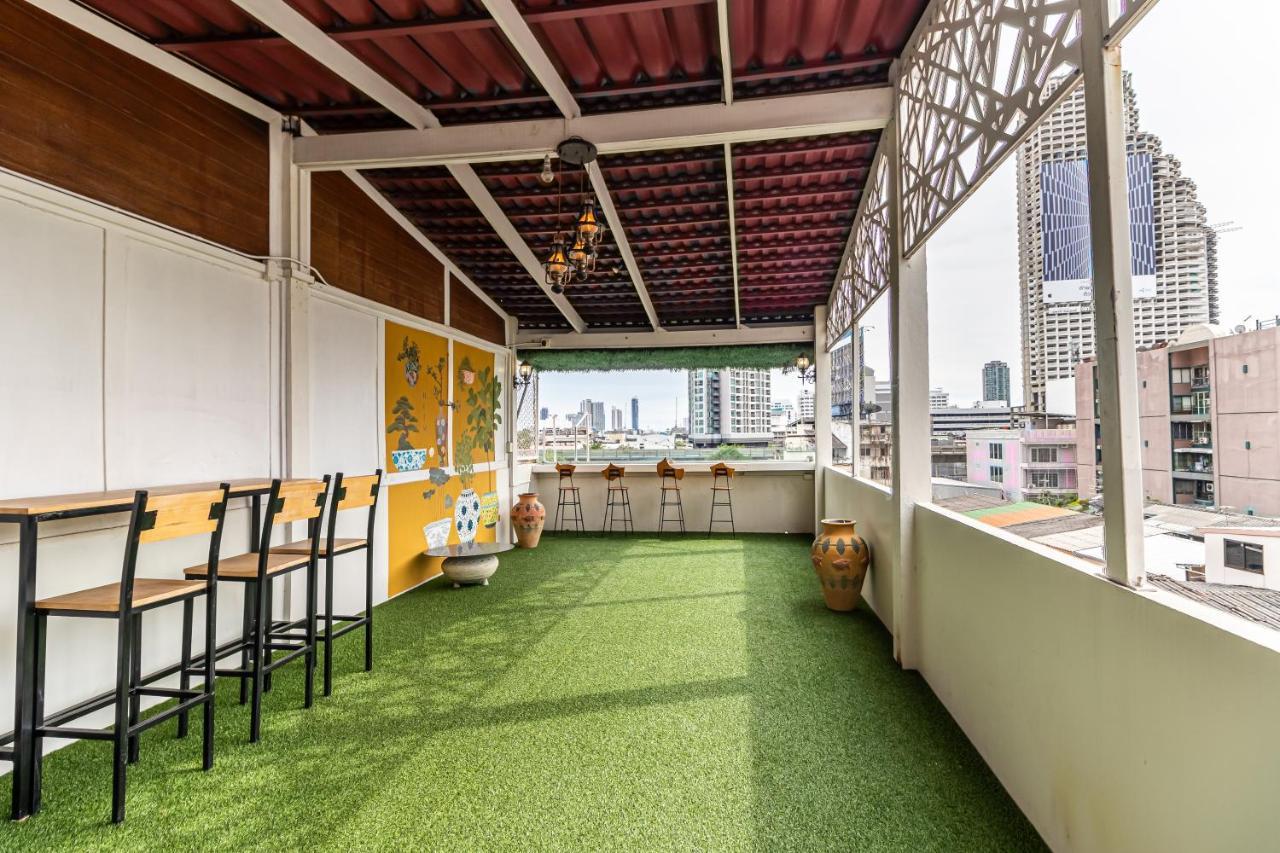 Snoozzze Hostel ใกล้รถไฟฟ้า ย่านบางรัก (Adults Only) Banguecoque Exterior foto