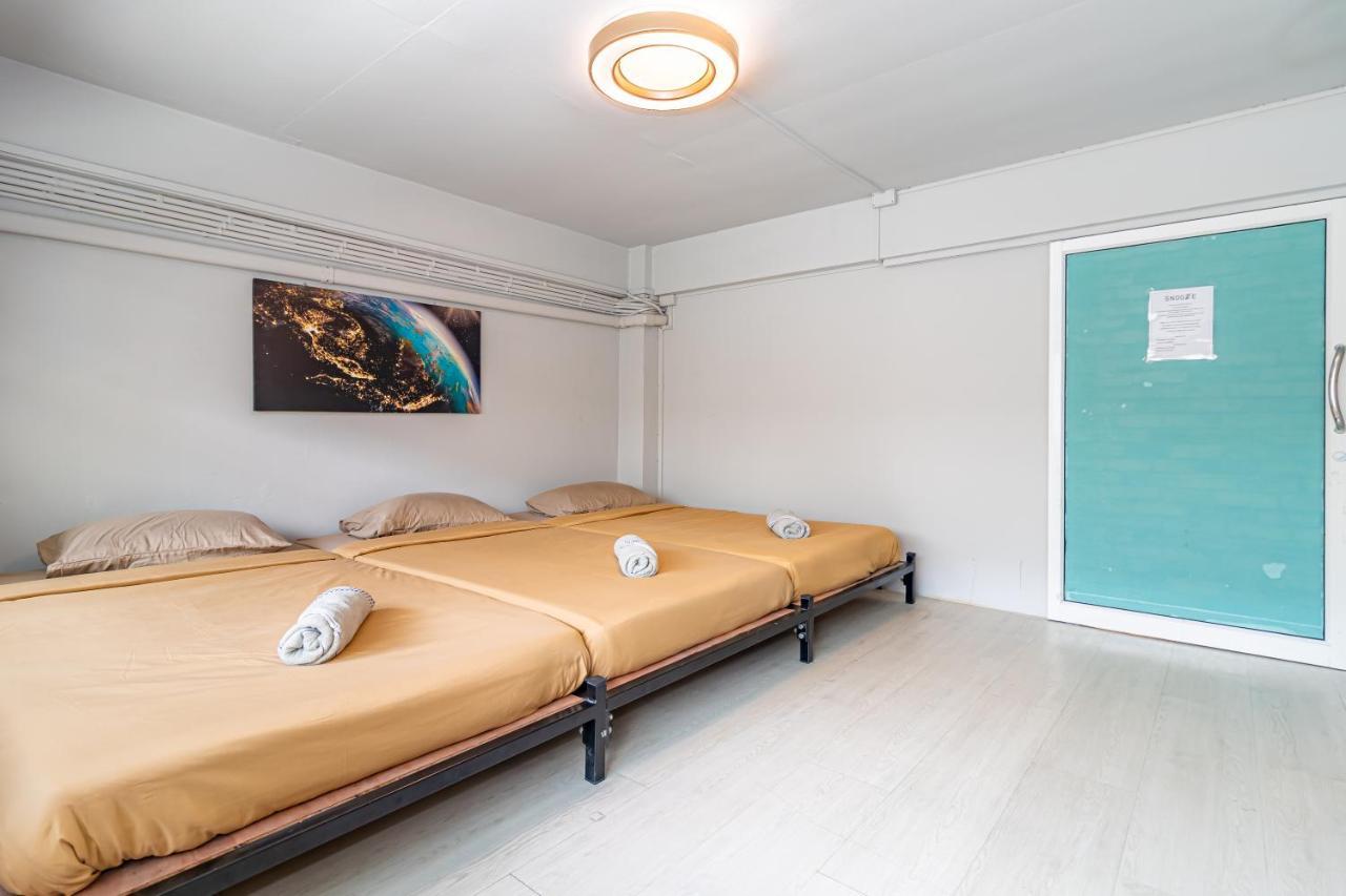 Snoozzze Hostel ใกล้รถไฟฟ้า ย่านบางรัก (Adults Only) Banguecoque Exterior foto